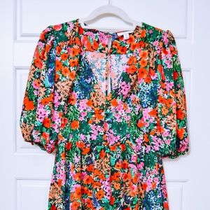 Topshop V-Neck Puff Sleeve Mini Dress in Bright Floral